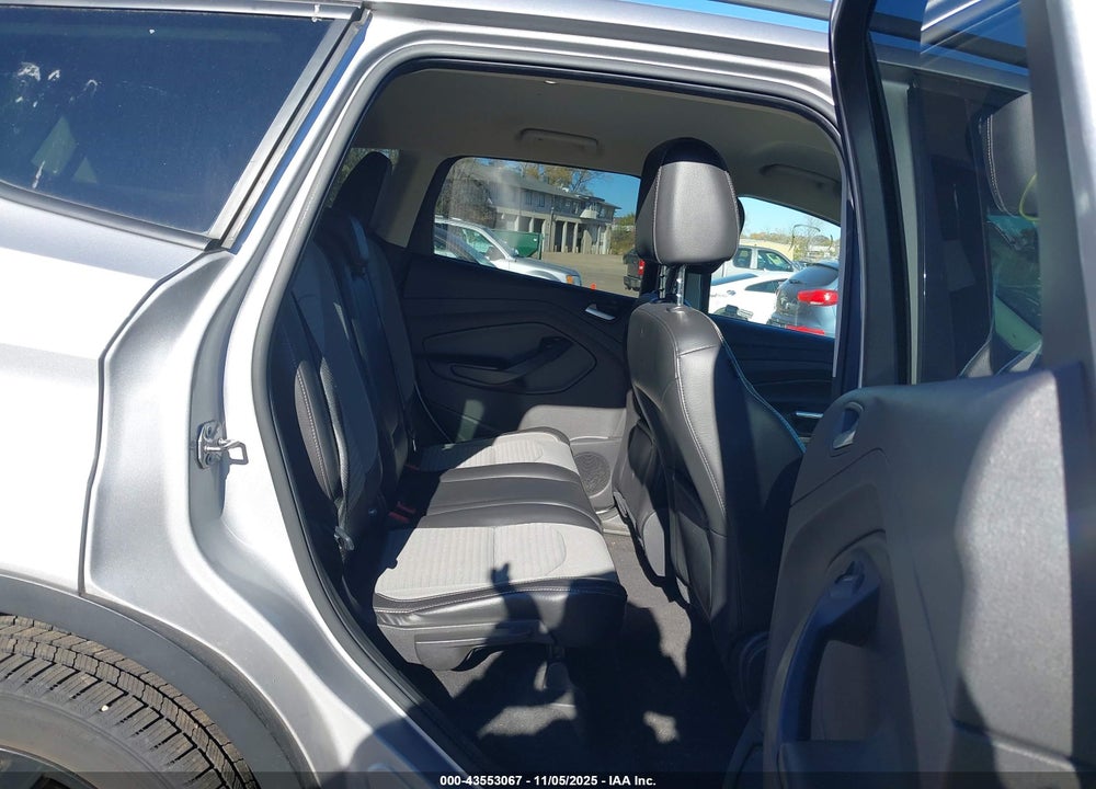 2017 FORD ESCAPE SE VIN: 1FMCU9GD6HUB15734