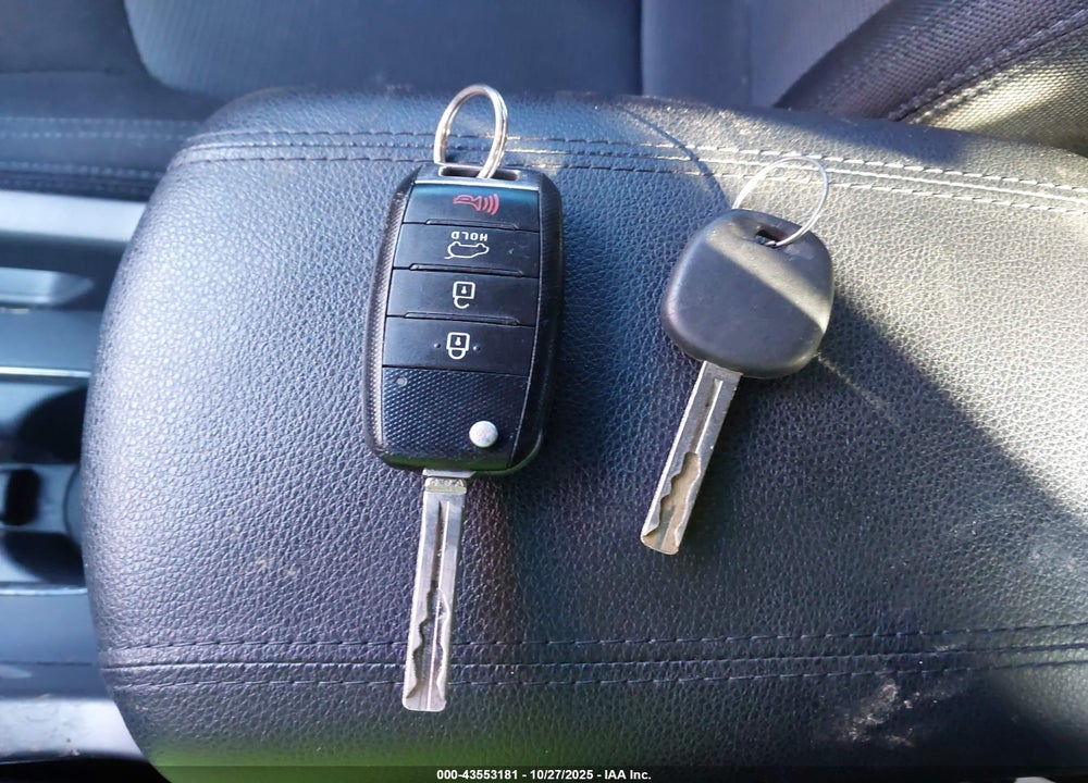 2014 KIA SPORTAGE LX VIN: KNDPB3AC2E7548597