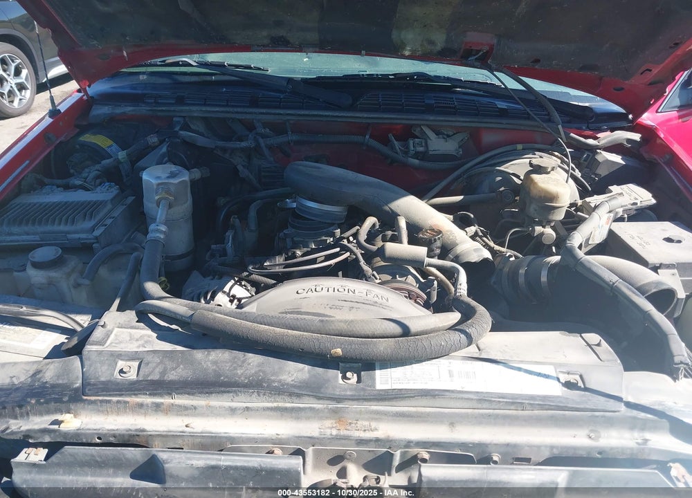2000 CHEVROLET S-10 LS VIN: 1GCDT14W4YK180581