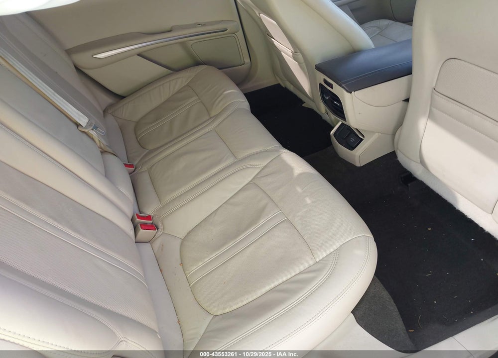 2014 LINCOLN MKZ HYBRID VIN: 3LN6L2LU4ER809676
