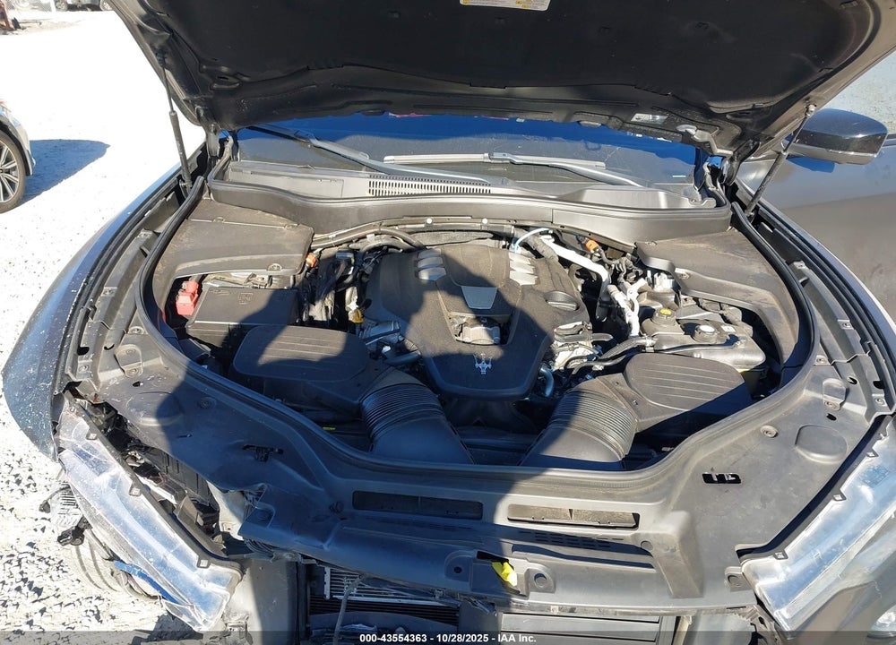 2021 MASERATI LEVANTE GRANSPORT VIN: ZN661XUS7MX372314