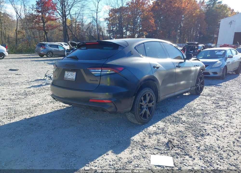 2021 MASERATI LEVANTE GRANSPORT VIN: ZN661XUS7MX372314