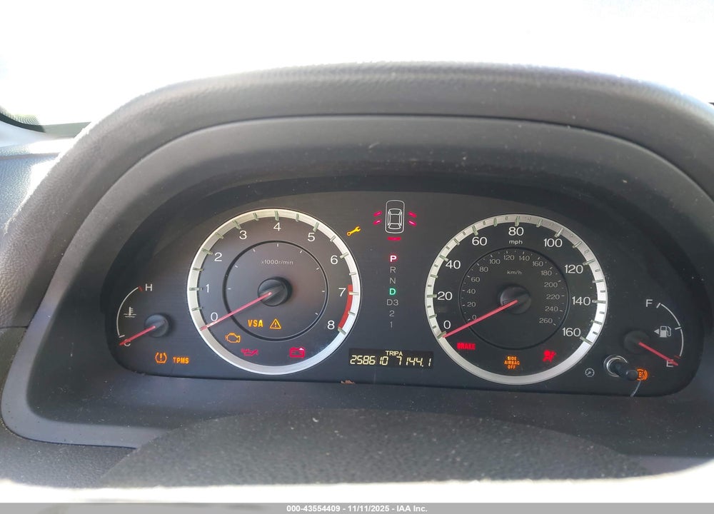 2010 HONDA ACCORD 2.4 LX-P VIN: 1HGCP2F48AA053816