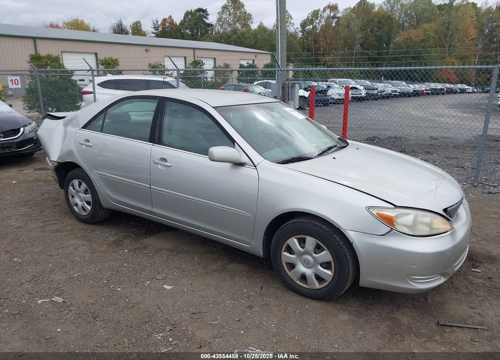 2002 TOYOTA CAMRY LE VIN: 4T1BE32K22U573581