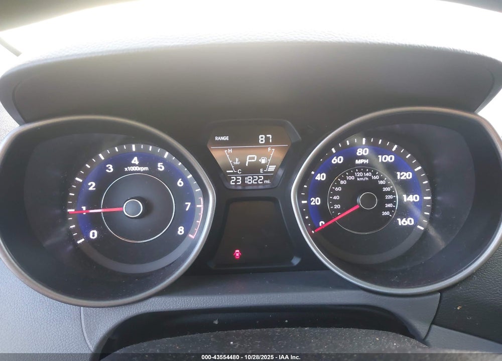 2016 HYUNDAI ELANTRA SE VIN: 5NPDH4AE4GH657120