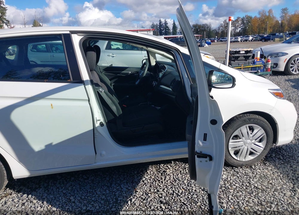 2019 HONDA FIT LX VIN: 3HGGK5H41KM720762