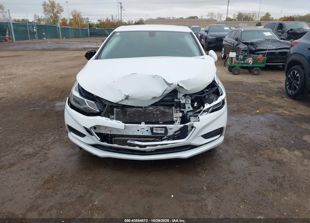 2018 CHEVROLET CRUZE LT AUTO VIN: 1G1BE5SM1J7176239