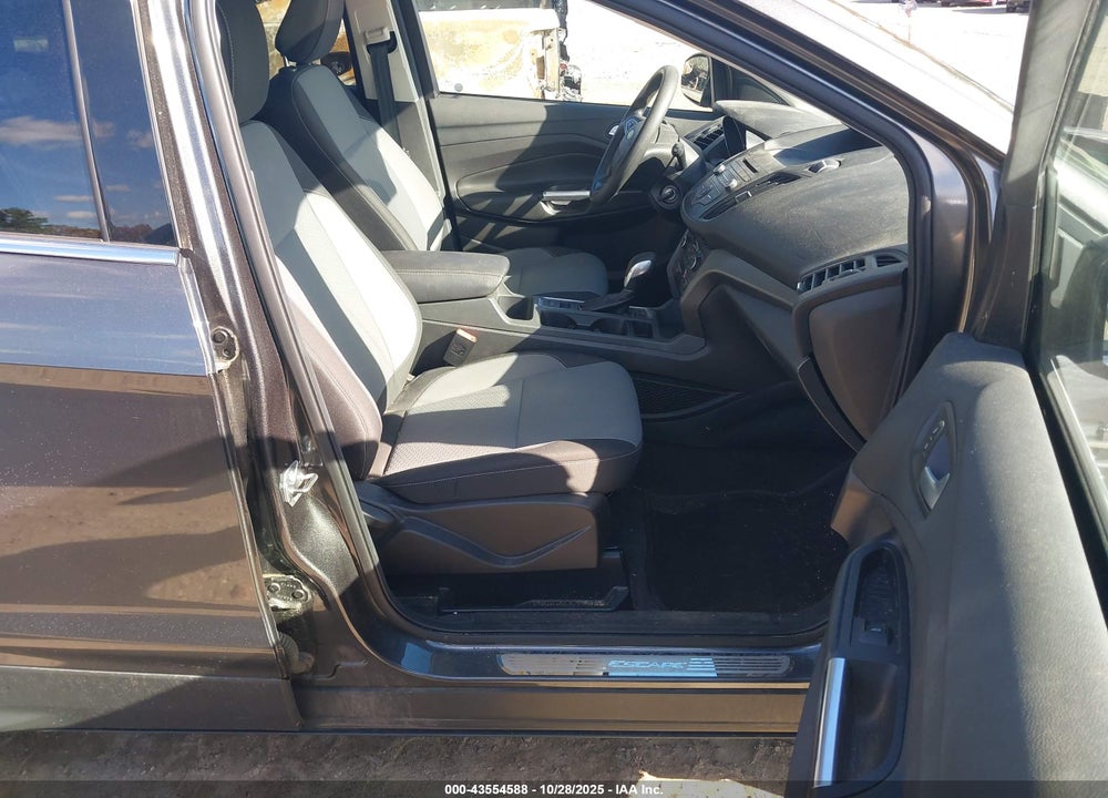 2018 FORD ESCAPE VIN: 1FMCU0GD7JUB75099