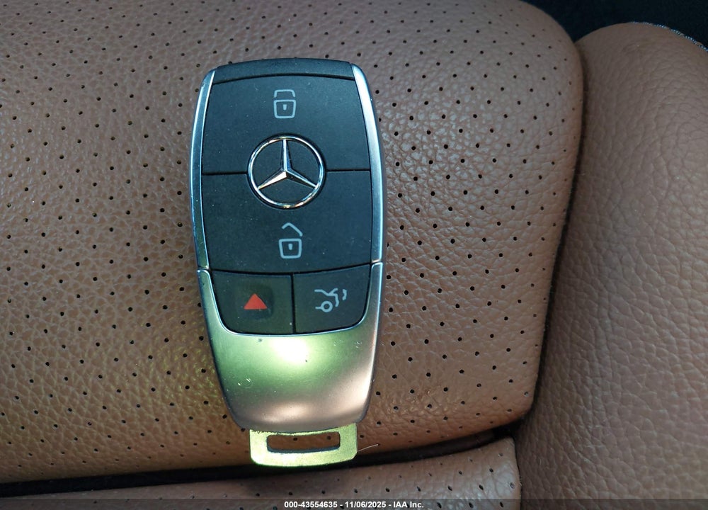 2022 MERCEDES-BENZ GLC 300 4MATIC SUV VIN: W1N0G8EB1NG081067