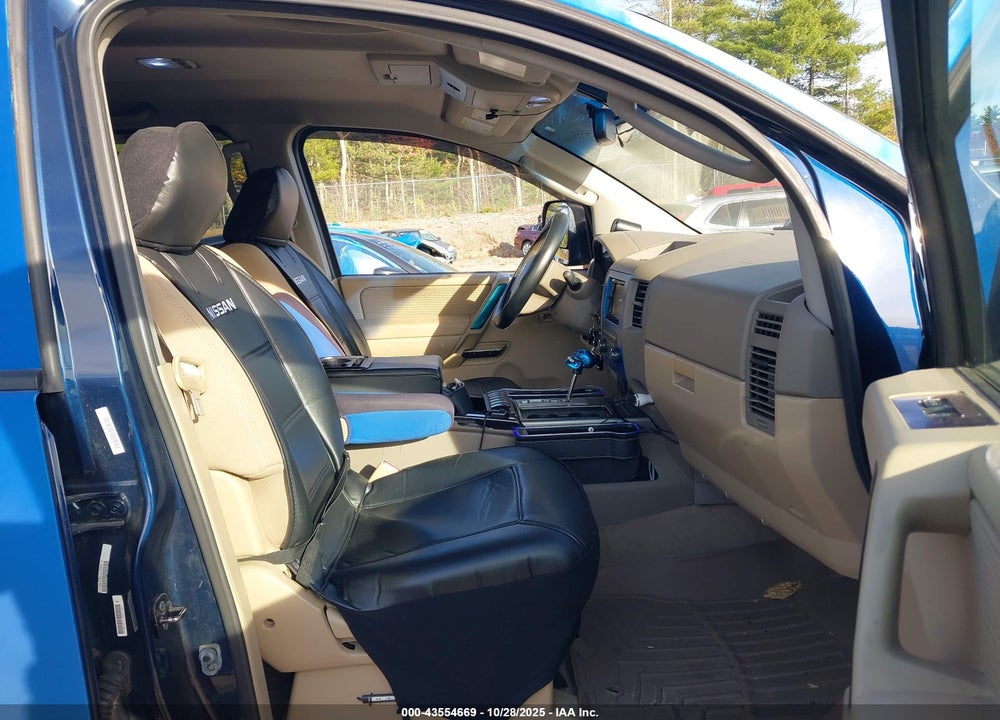 2011 NISSAN TITAN VIN: 1N6AA0ECXBN325021