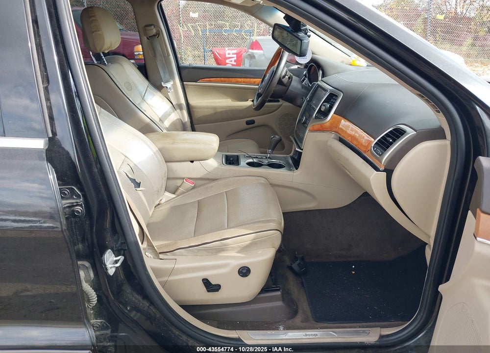 2011 JEEP GRAND CHEROKEE OVERLAND VIN: 1J4RS6GG4BC646564