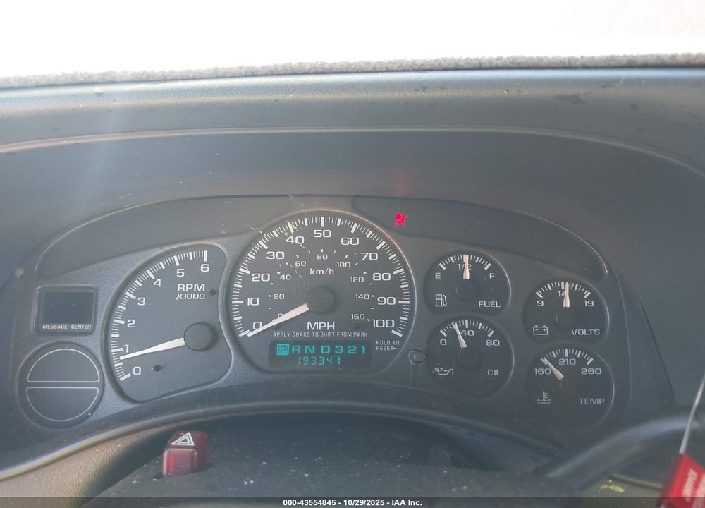 2002 CHEVROLET SUBURBAN 1500 LS VIN: 1GNEC16T12J264336