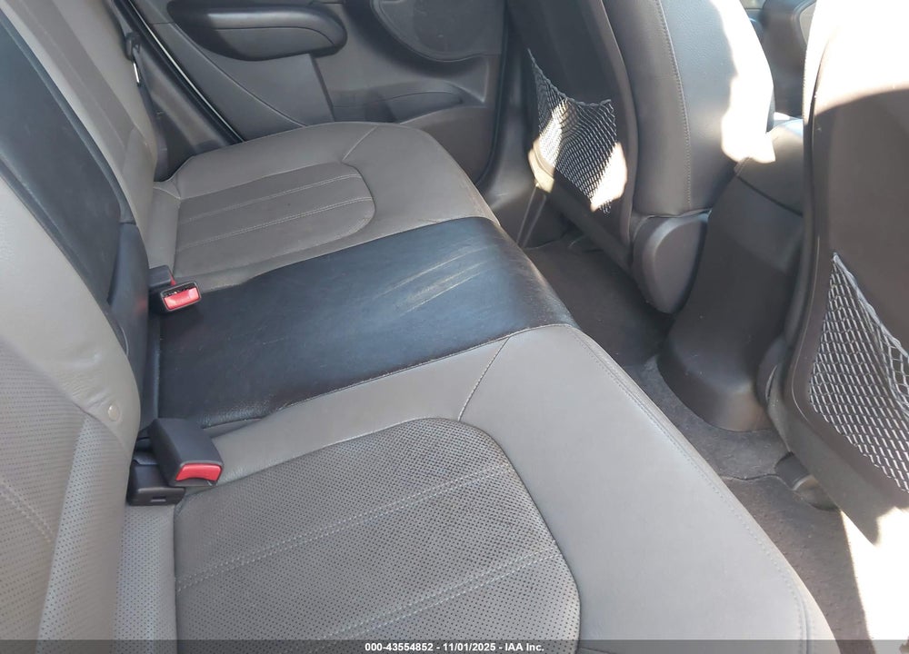 2013 HYUNDAI TUCSON VIN: KM8JUCAC6DU605525