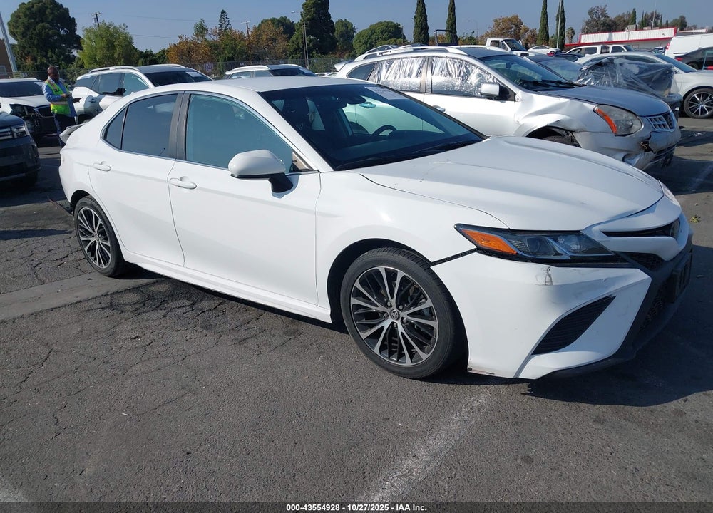 2020 TOYOTA CAMRY SE VIN: 4T1G11AK3LU952209