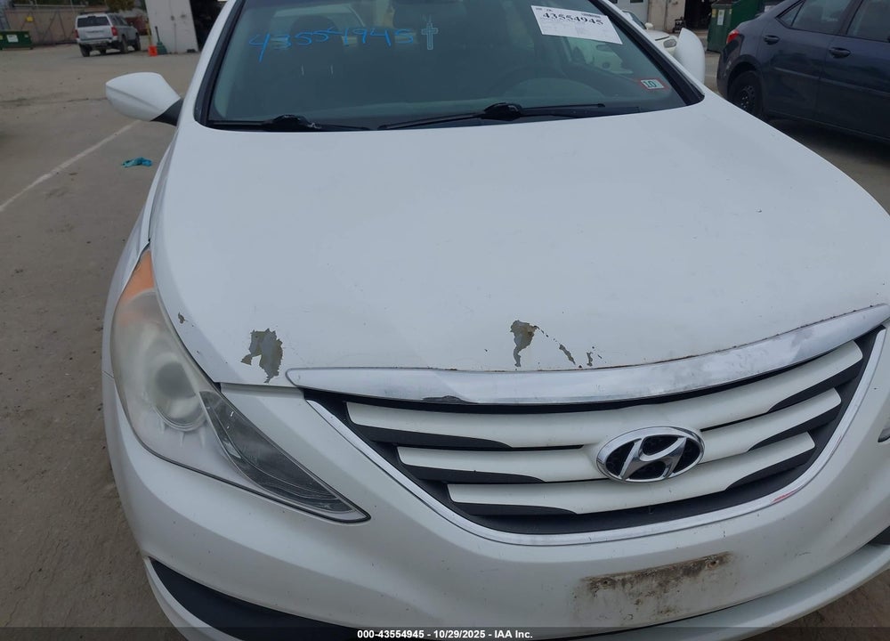 2014 HYUNDAI SONATA VIN: 5NPEB4AC5EH827163