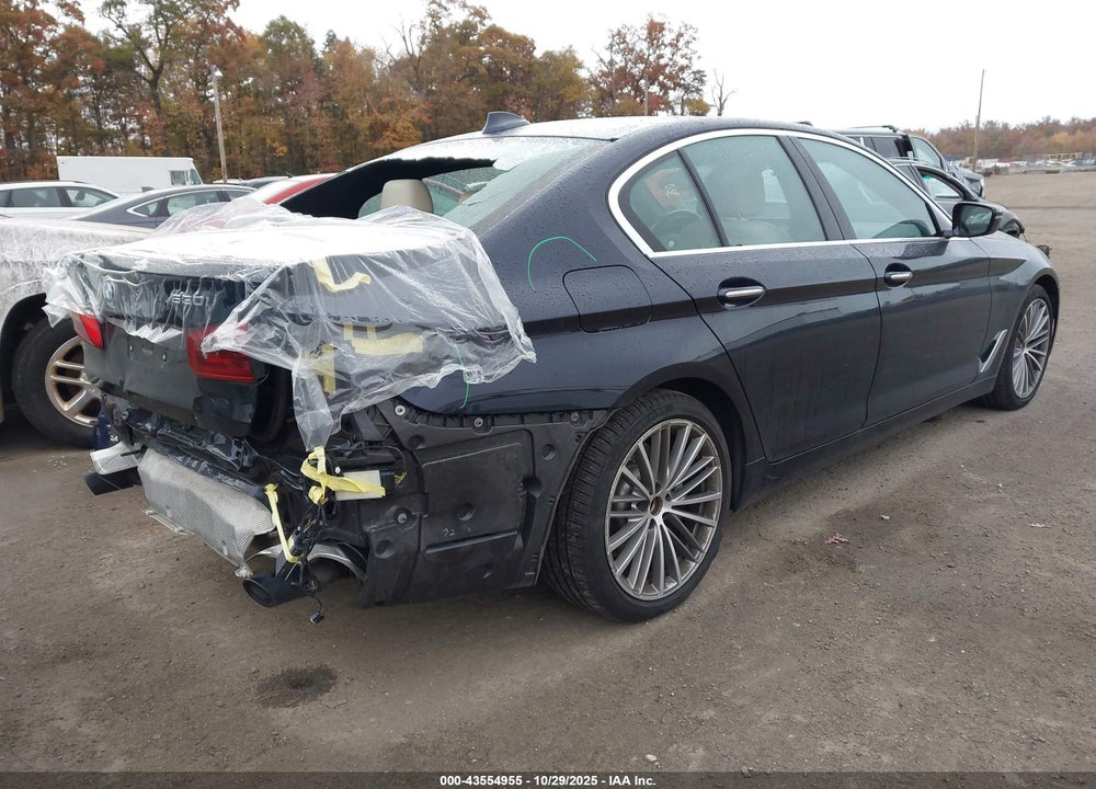 2018 BMW 5 SERIES VIN: WBAJA7C5XJWC75827