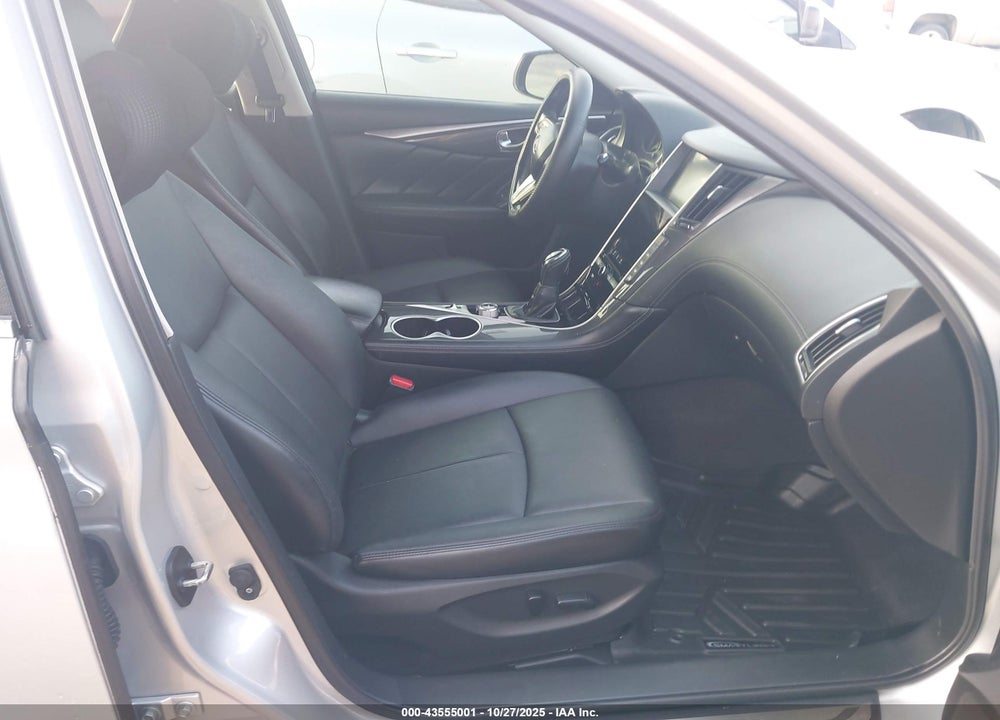 2018 INFINITI Q50 VIN: JN1CV7AP9JM240499