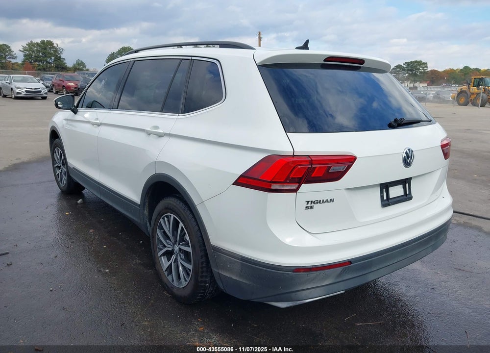 2019 VOLKSWAGEN TIGUAN VIN: 3VV3B7AX4KM005439