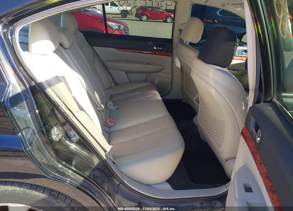 2011 SUBARU LEGACY 2.5I LIMITED VIN: 4S3BMBK68B3263137