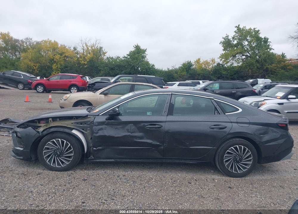 2024 HYUNDAI SONATA HYBRID VIN: KMHL34JJ3RA095949