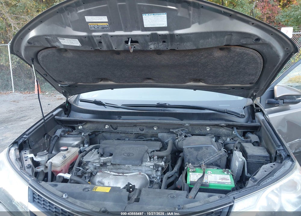 2014 TOYOTA RAV4 XLE VIN: JTMRFREVXED073228