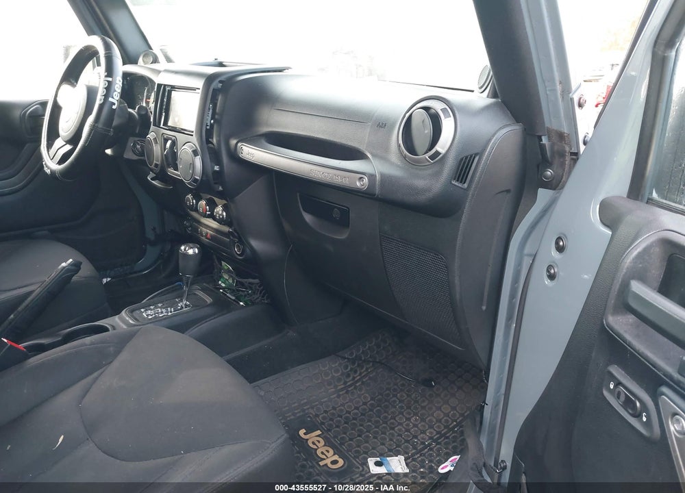 2014 JEEP WRANGLER UNLIMITED SPORT VIN: 1C4BJWDG3EL288750