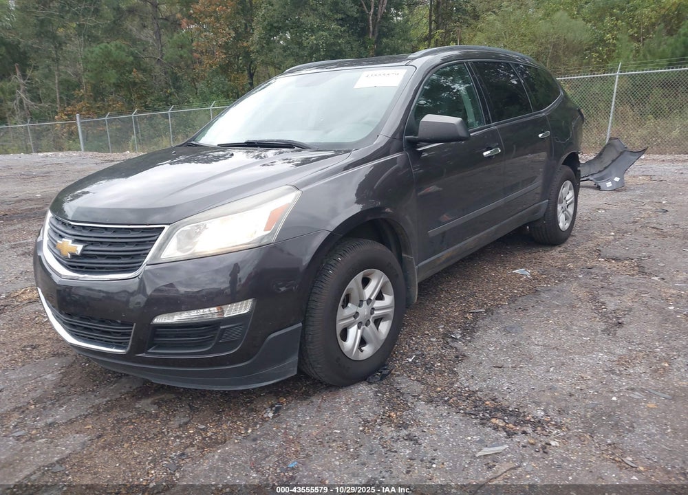 2017 CHEVROLET TRAVERSE LS VIN: 1GNKRFKD3HJ228296