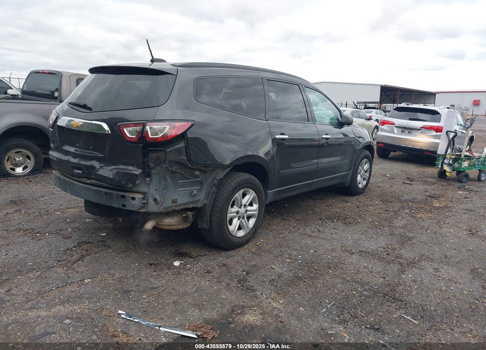 2017 CHEVROLET TRAVERSE LS VIN: 1GNKRFKD3HJ228296