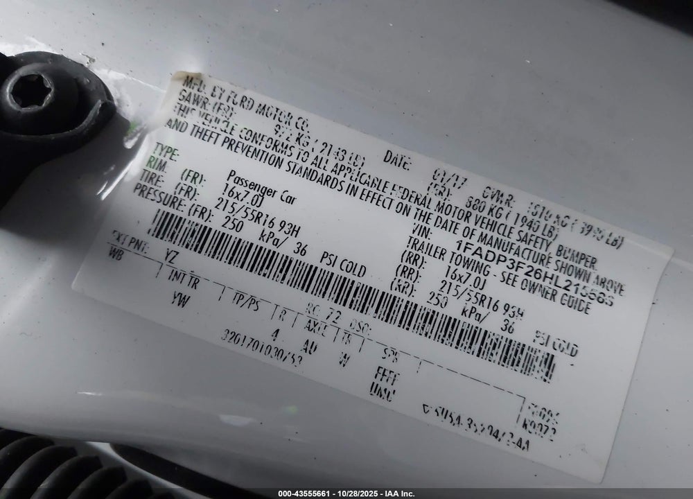 2017 FORD FOCUS VIN: 1FADP3F26HL215583
