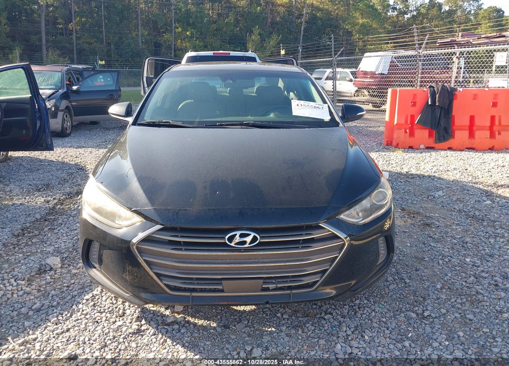 2017 HYUNDAI ELANTRA VIN: 5NPD84LF0HH042135