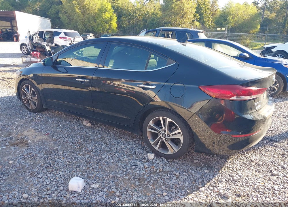 2017 HYUNDAI ELANTRA VIN: 5NPD84LF0HH042135