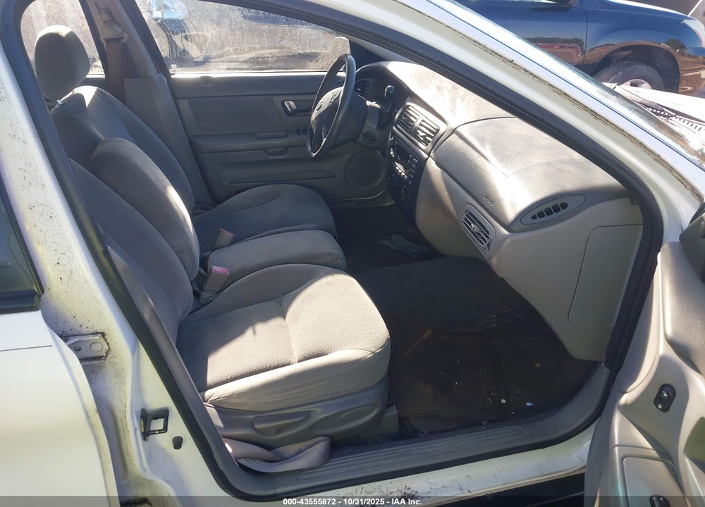 2002 FORD TAURUS SE VIN: 1FAFP53U92A131013