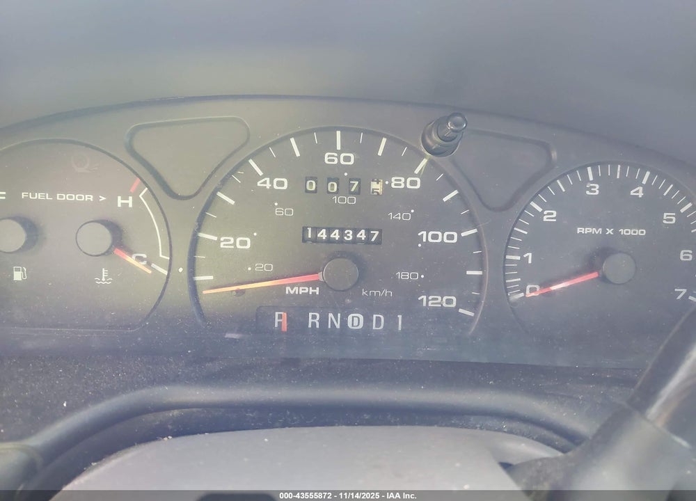 2002 FORD TAURUS SE VIN: 1FAFP53U92A131013