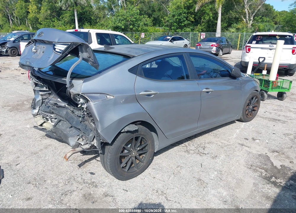 2013 HYUNDAI ELANTRA VIN: KMHDH4AE3DU583332