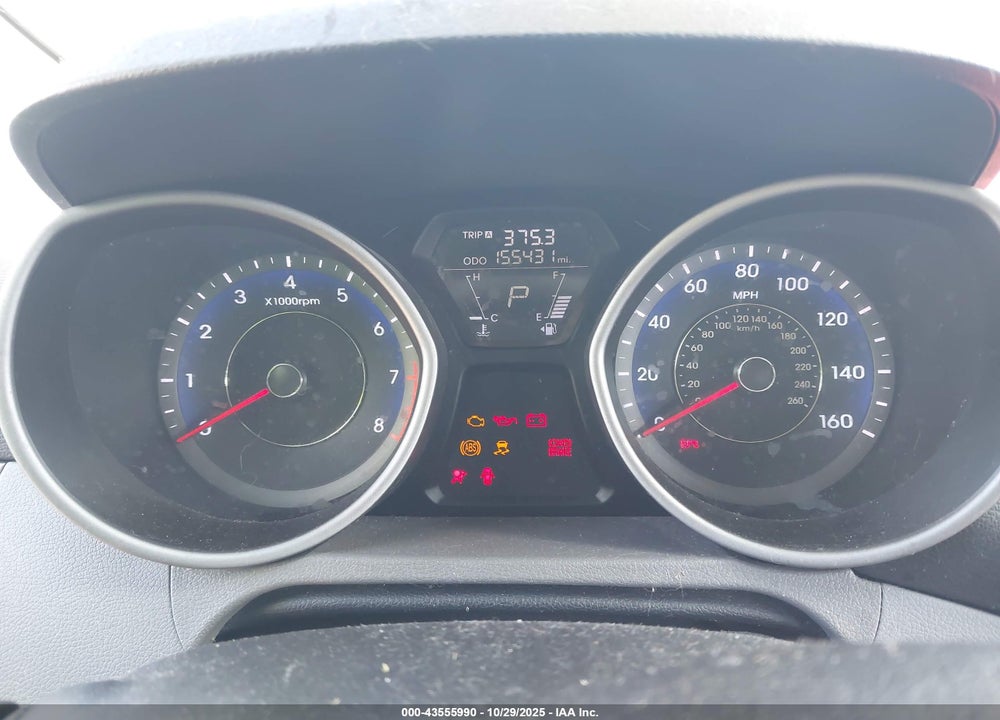 2013 HYUNDAI ELANTRA VIN: KMHDH4AE3DU583332