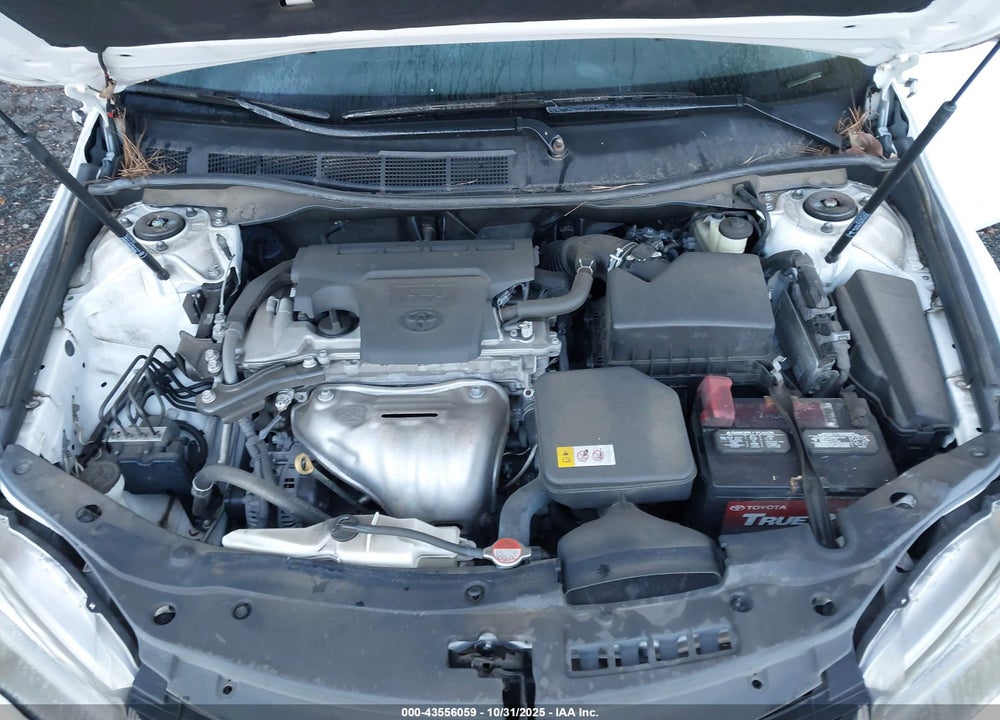 2016 TOYOTA CAMRY SE VIN: 4T1BF1FK4GU264696