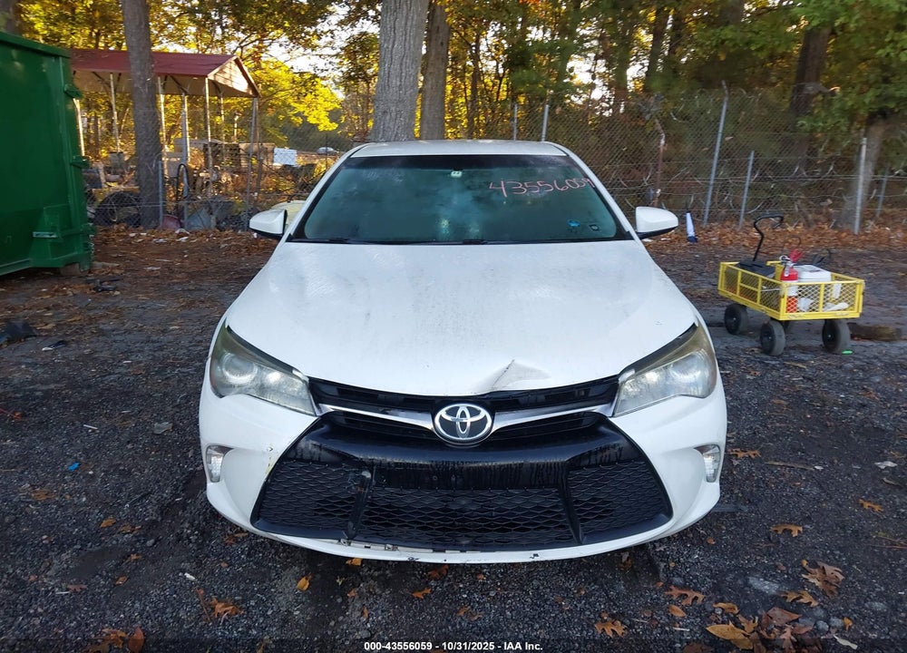 2016 TOYOTA CAMRY SE VIN: 4T1BF1FK4GU264696