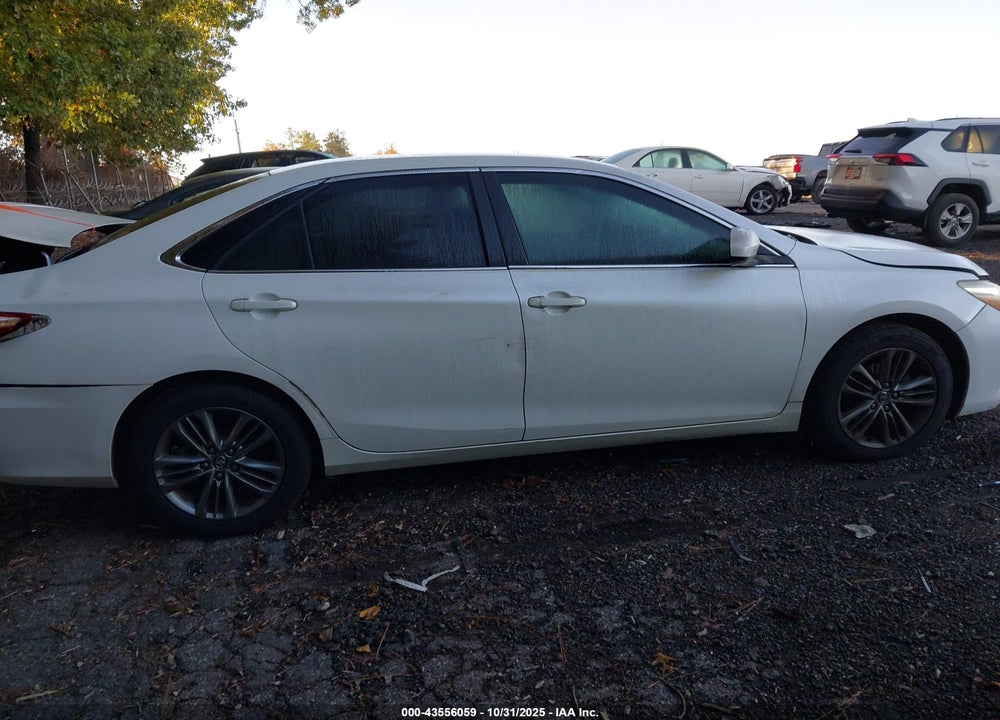 2016 TOYOTA CAMRY SE VIN: 4T1BF1FK4GU264696