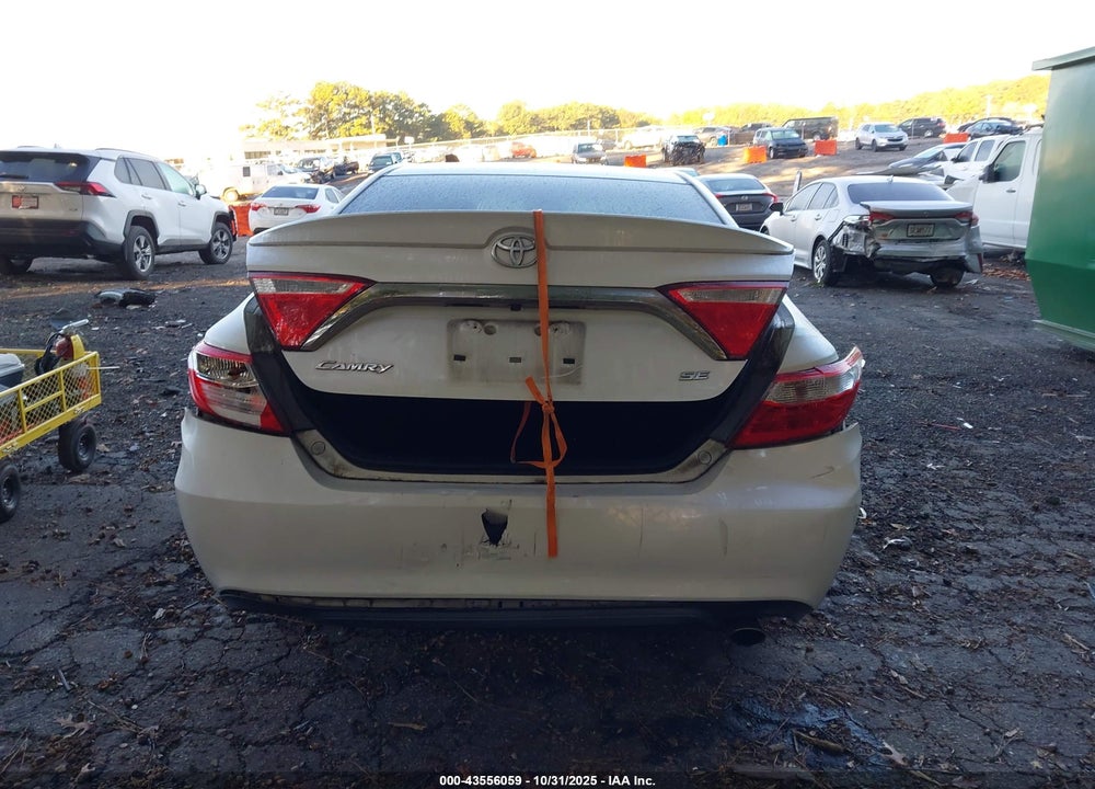 2016 TOYOTA CAMRY SE VIN: 4T1BF1FK4GU264696