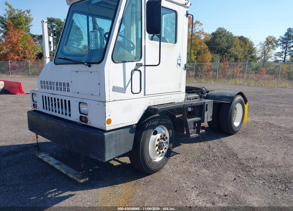 1999 OTTAWA SPOTTER TRACTOR VIN: 80730