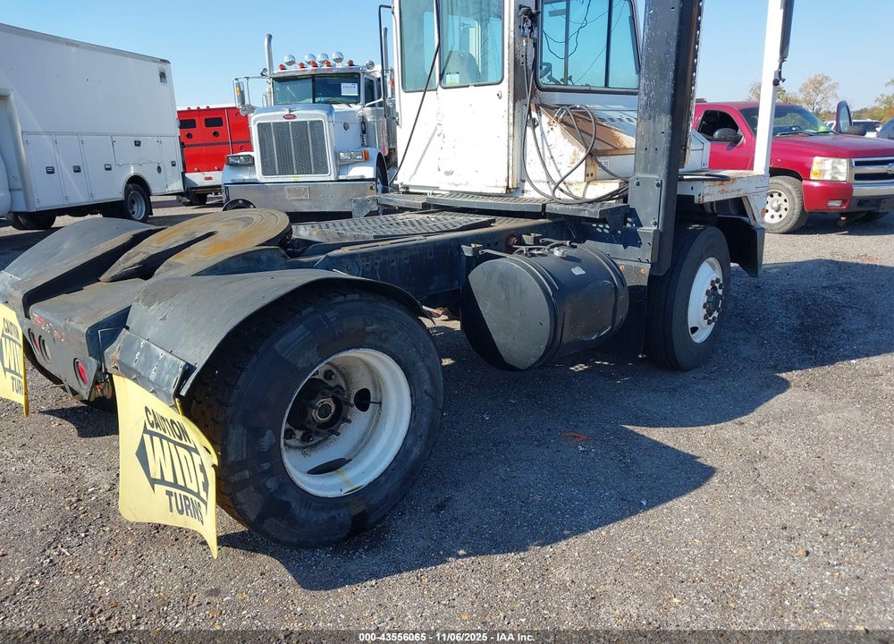 1999 OTTAWA SPOTTER TRACTOR VIN: 80730