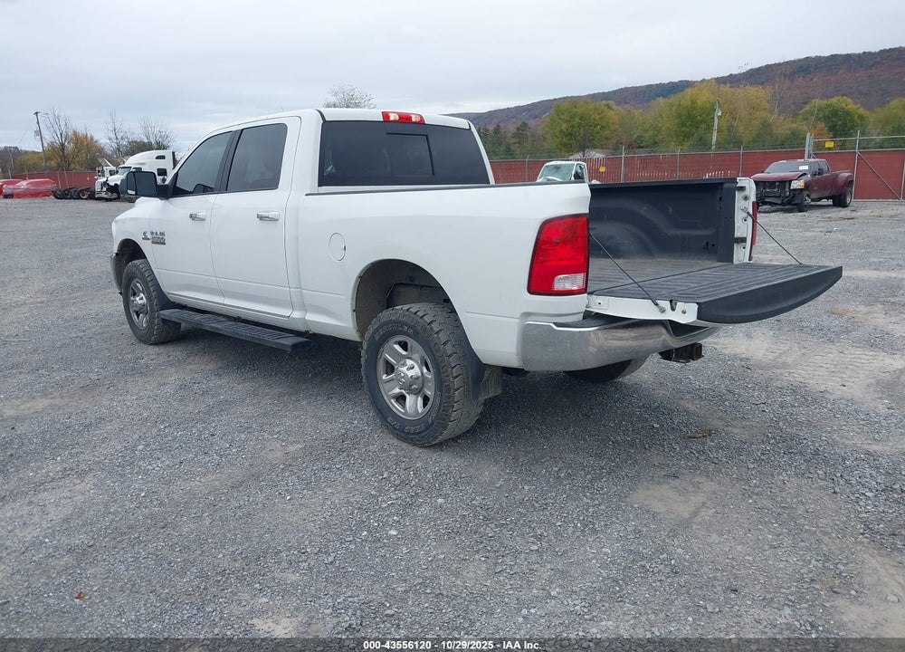 2018 RAM 2500 SLT 4X4 6'4 BOX VIN: 3C6UR5DL1JG398378