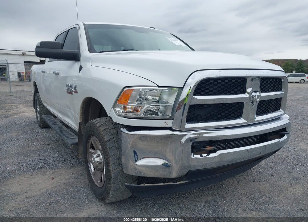 2018 RAM 2500 SLT 4X4 6'4 BOX VIN: 3C6UR5DL1JG398378