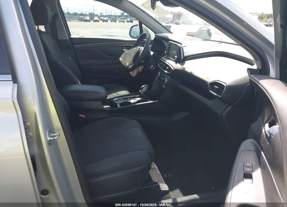 2019 HYUNDAI SANTA FE SE VIN: 5NMS23AD0KH127811