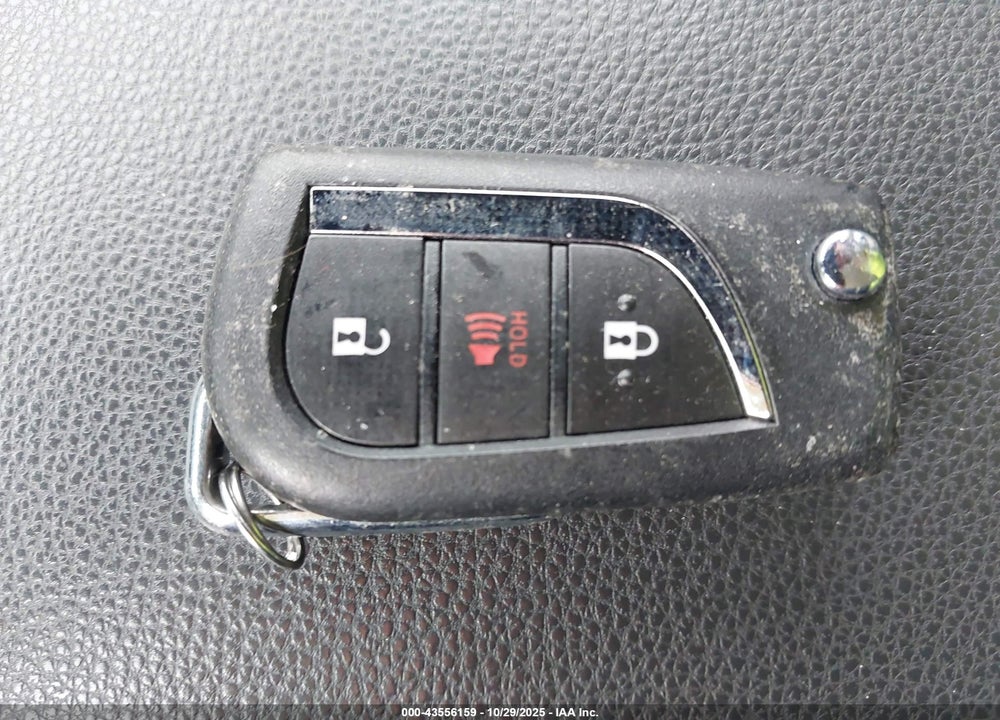 2022 TOYOTA RAV4 HYBRID LE VIN: JTMLWRFV4ND563278