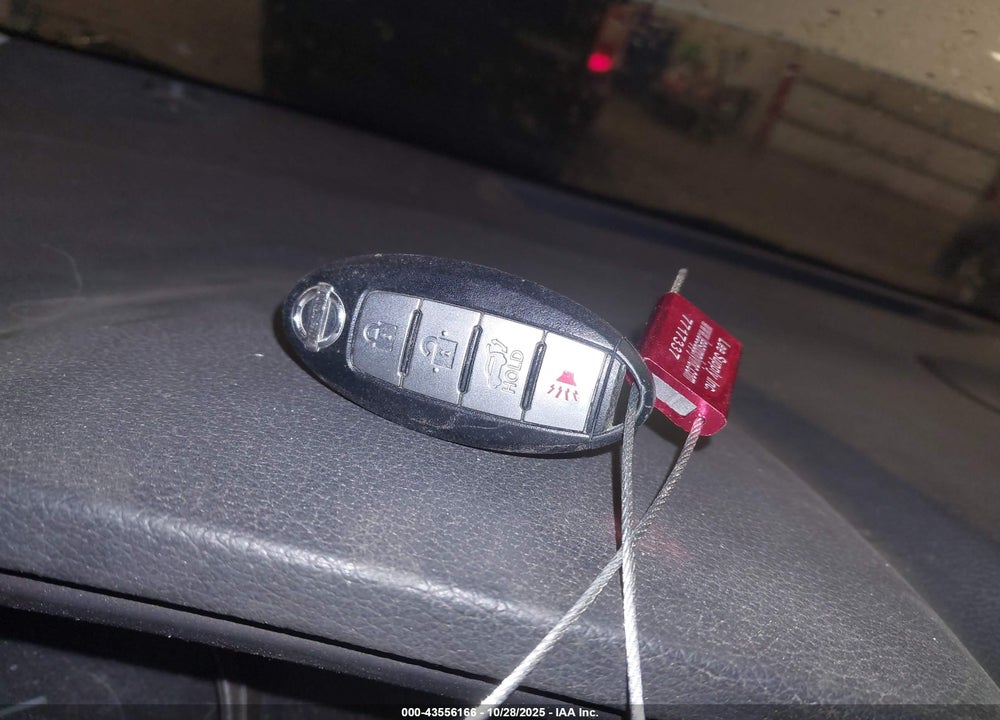 2014 NISSAN ROGUE SL VIN: 5N1AT2MV9EC838171