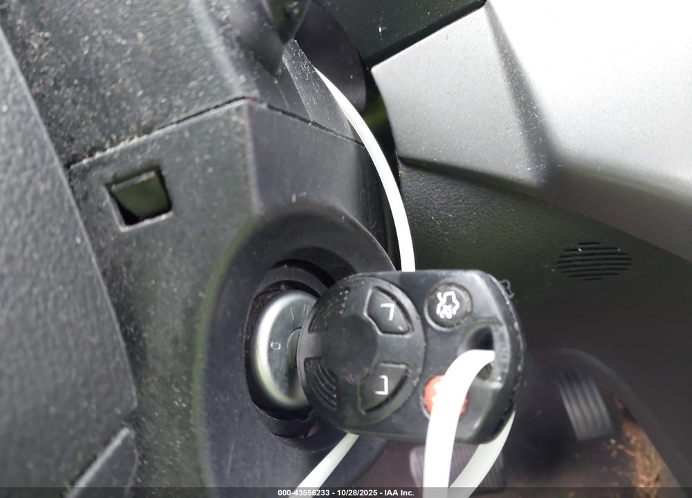 2014 FORD ESCAPE VIN: 1FMCU0GX8EUC91847