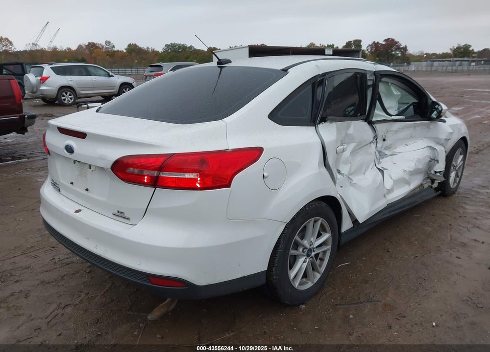 2015 FORD FOCUS VIN: 1FADP3F26FL250329