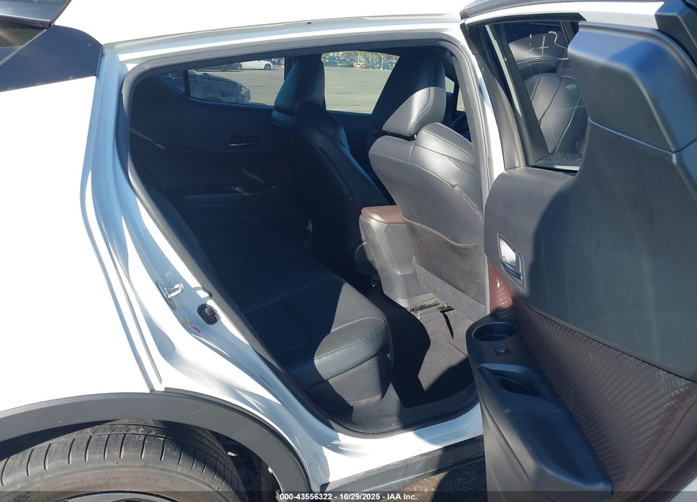 2019 TOYOTA C-HR LIMITED VIN: JTNKHMBX2K1020858