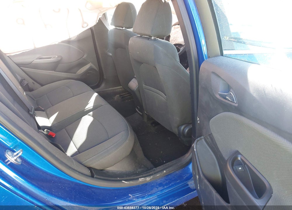 2017 CHEVROLET CRUZE VIN: 1G1BE5SM2H7257941
